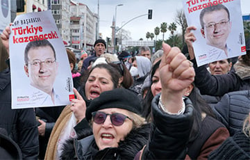 Турцию накрыла волна протестов