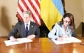 Историческая сделка: в США объяснили, что значит подписанный с Украиной договор о недрах