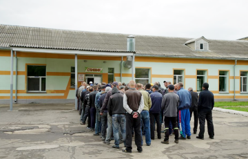 Беларуса памылкова адправілі ў ЛПП
