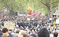 Во Франции на митинги 1 мая вышли 300 тысяч человек
