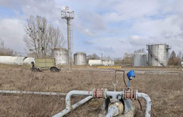 Беларусам прапанавалі купіць нафтабазу ў Пружанскім раёне