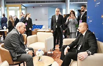 Пашинян на встрече в Тиране пригласил Алиева выпить кофе