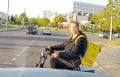 «Едзе на чырвонае і абураецца!»