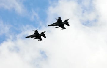 Украинский F-16 сбил российский Су-35 благодаря помощи шведского самолета