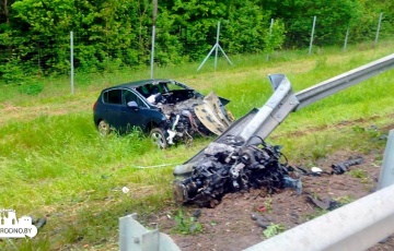 «Нават рухавік вырвала» на трасе М6 адбылася аварыя