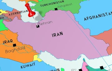 Financial Times: Іранскі рэжым вісіць на валаску