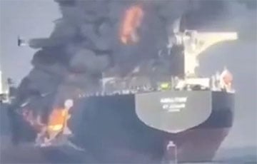 Возле ОАЭ столкнулись два танкера