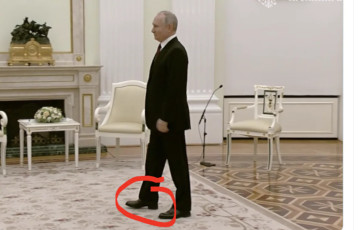 Странная обувь Путина насмешила Сеть