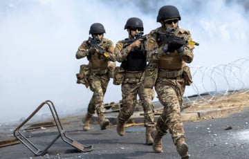 Стало известно, сколько украинских военных прошло обучение в Британии за три года