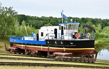 В Витебске спустили на воду необычный корабль