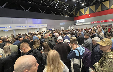 Атака БПЛА устроила авиаколлапс в Москве и Петербурге