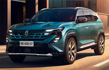 Renault рассакрэціў фота свайго новага красовера Boreal