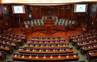 Парламент Косово провалил 47-ю попытку начать работу