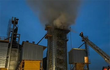 Пад Віцебскам гарэў зернеачышчальна-сушыльны комплекс