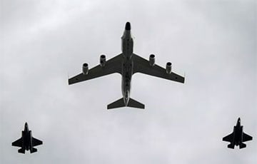 Амерыканскі выведвальны самалёт праляцеў уздоўж заходніх межаў Расеі