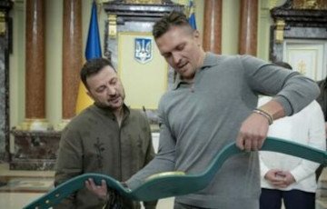 Усик встретился с Зеленским