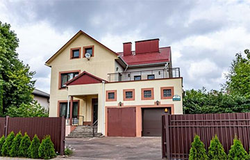 В Дроздах почти год не могут продать дом с «евроремонтом»