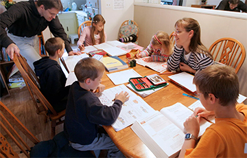 Якія краіны ЕЗ прапануюць найлепшае сацыяльнае забеспячэнне сем'ям