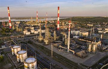 The AFU General Staff Confirmed The Defeat Of The Saratov Oil Refinery