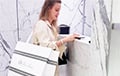 Белоруске не продали люксовые вещи в Париже