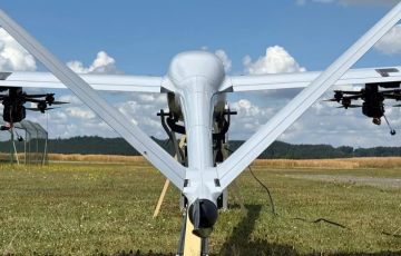 Немецкая компания разрабатывает для ВСУ дрон-носитель FPV Sparta, который летит на 200 км