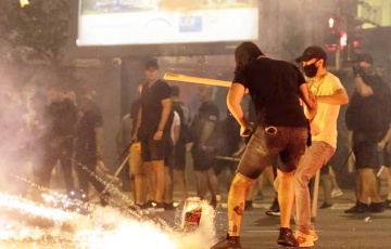 Пратэсты ў Сербіі выходзяць з-пад кантролю ўлад