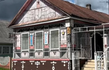 Белорусов поразил антуражный бар в Крупках