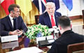Журналисты случайно услышали шепот Трампа о Путине