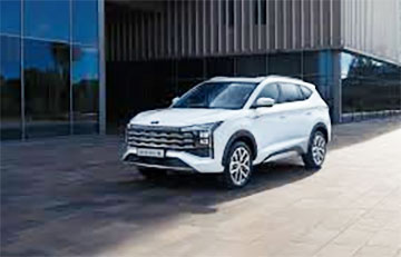 В России с начала продаж смогли продать только один «Москвич-8»