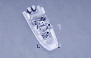 Байцы ГУВ знішчылі ў Чорным моры расейскі катар