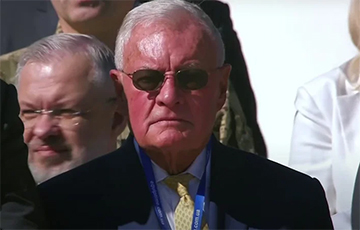 Кэллог прибыл в Украину и участвует в торжествах ко Дню Независимости