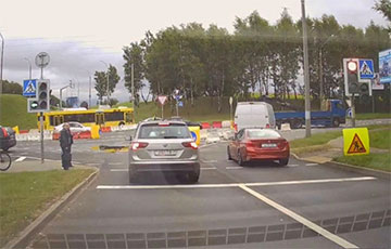 На МКАД образовалась очередь перед съездом к новой «алмазной» развязке