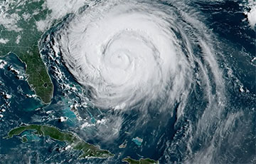 Искусственный интеллект Google успешно предсказал ураган Эрин