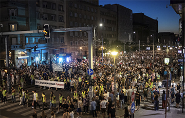 Reuters: Сербия восстала