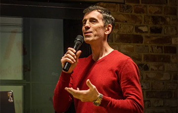 Белорус, который реконструировал Несвижский замок, переехал в Польшу