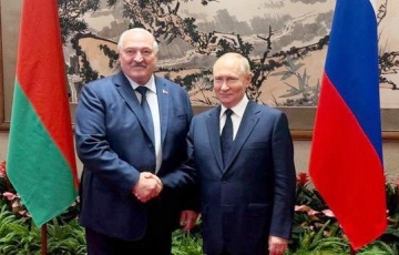 Лукашенко проводит встречу с Путиным в Пекине