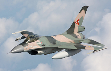 Венесуэла устроила воздушную провокацию против США