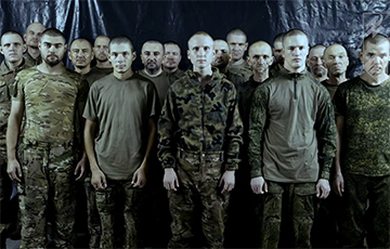 "Azov" Captured A Group Of Russian Occupiers
