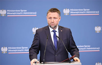 Кіраўнік МУС Польшчы падпісаў распараджэнне аб адкрыцці мяжы з Беларуссю