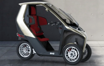 В Германии создали оригинальный гибрид электроскутера и авто