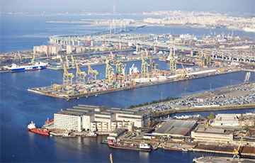 Зеленский: ВСУ «держат в поле зрения» порт Усть-Луга