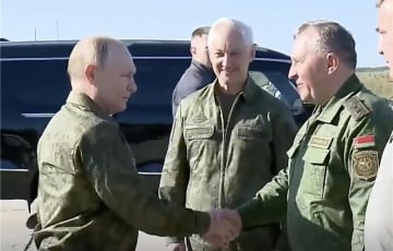 Путин появился на учениях «Запад-2025» в военной форме