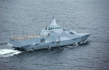 Корабли НАТО перехватили российский корабль в водах Швеции