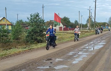 «А Лукашенко не в курсе, откуда было нападение на эту асфальтированную дорогу?»