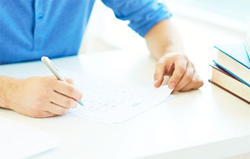 Мигрантов в Беларуси впервые экзаменовали по русскому языку