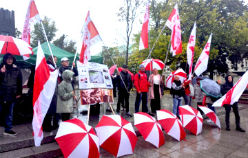 У Вільнюсе адбылася акцыя салідарнасці з Мікалаем Статкевічам
