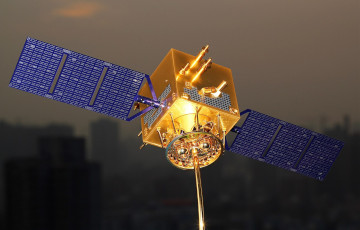 СМИ: Во время массированной атаки РФ над Львовщиной летали китайские разведывательные спутники