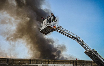 Россияне ударили беспилотником по роддому в Сумах