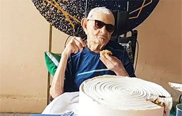 Старейший мужчина в мире отпраздновал 113-летие