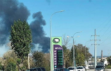 Оккупированная Феодосия охвачена огнем